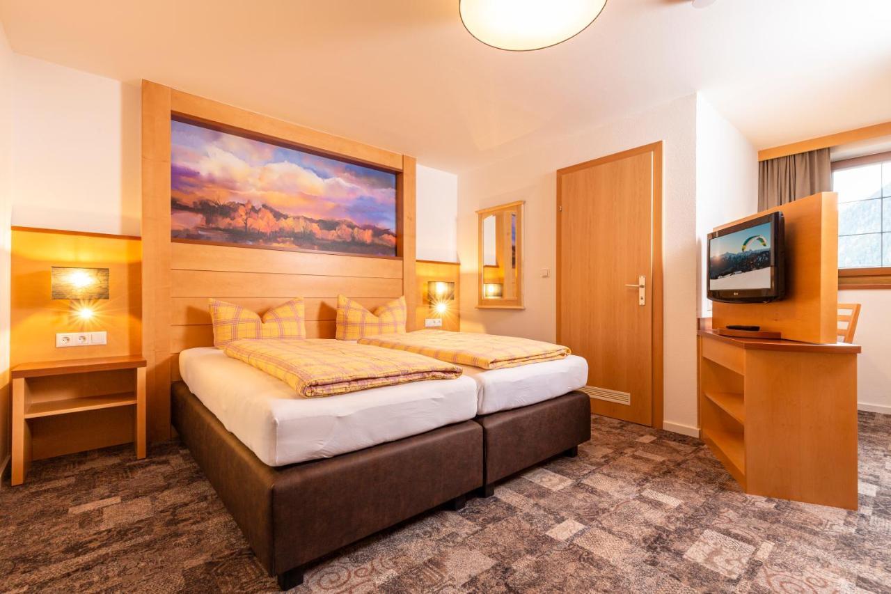 مايرهوفن Hotel-Garni Pramstraller المظهر الخارجي الصورة
