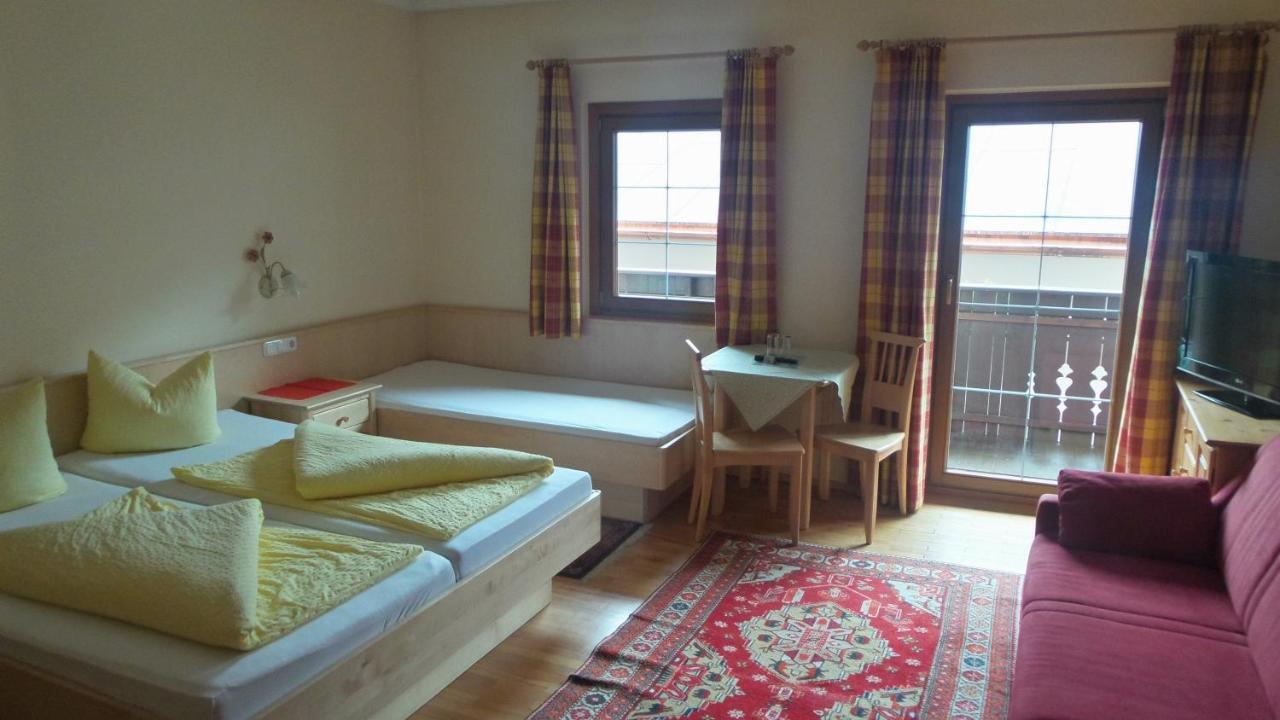 مايرهوفن Hotel-Garni Pramstraller المظهر الخارجي الصورة